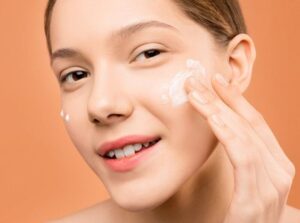 Apakah Skincare Membatalkan Wudhu?