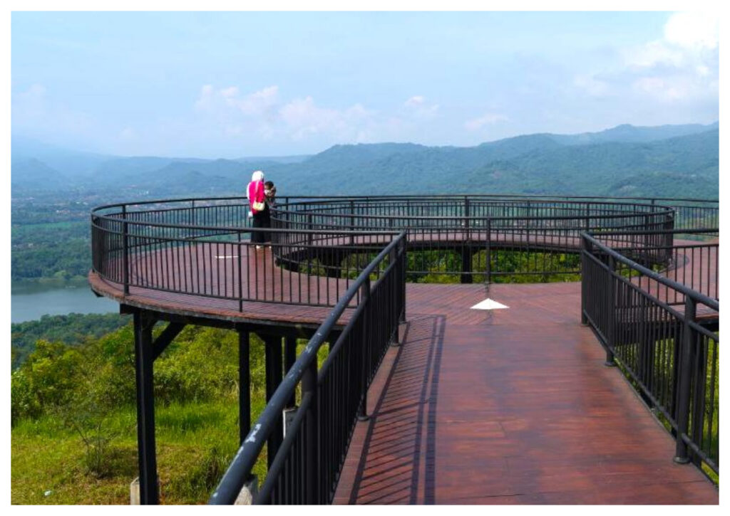 Taman Seribu Cahaya, Destinasi Baru dengan Panorama Menakjubkan di Waduk Jatigede