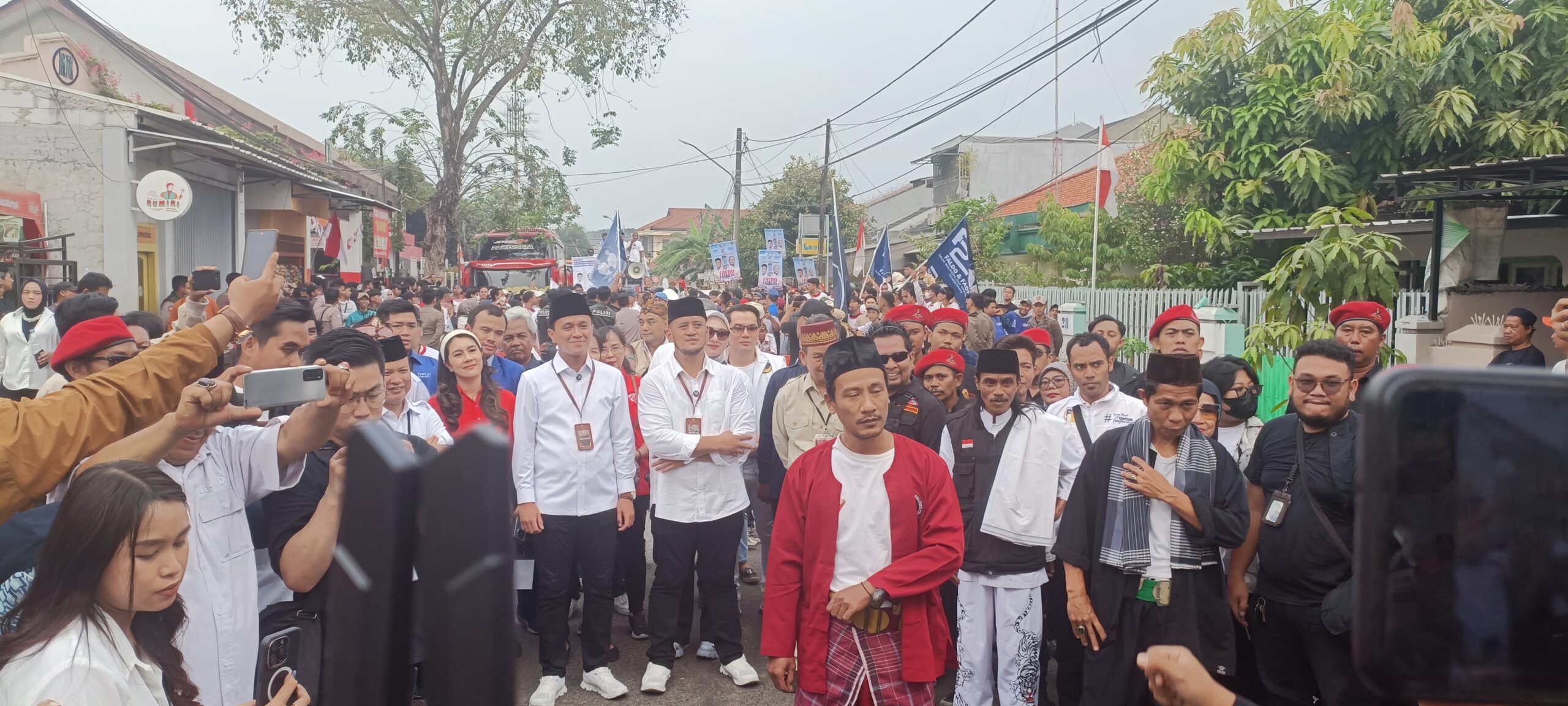 tiga paslon