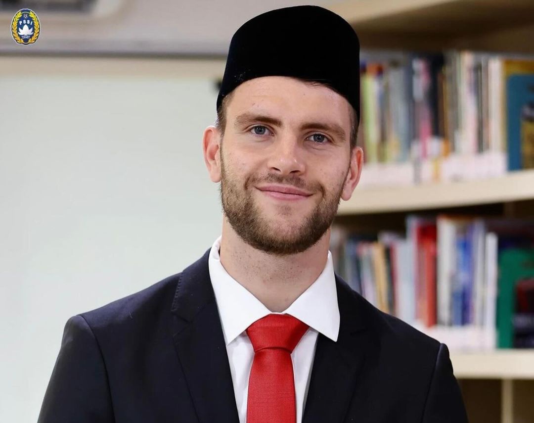 profil Kiper Timnas Indonesia Maarten Paes yang dikabarkan mengalami cedera ringan.