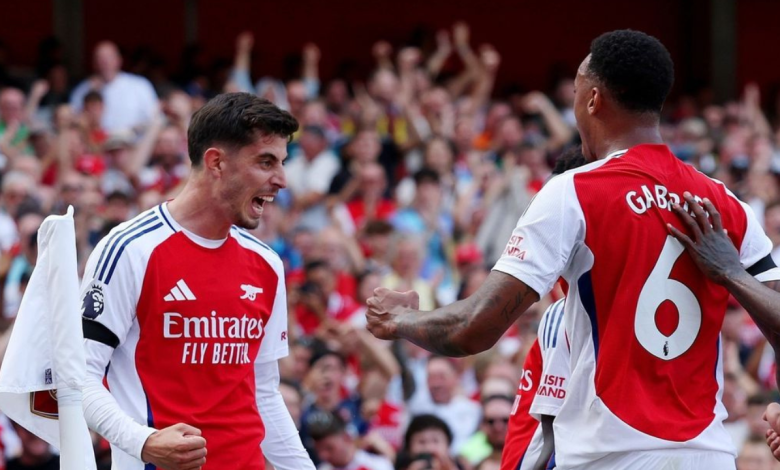 Aston Villa vs Arsenal/ Arsenal