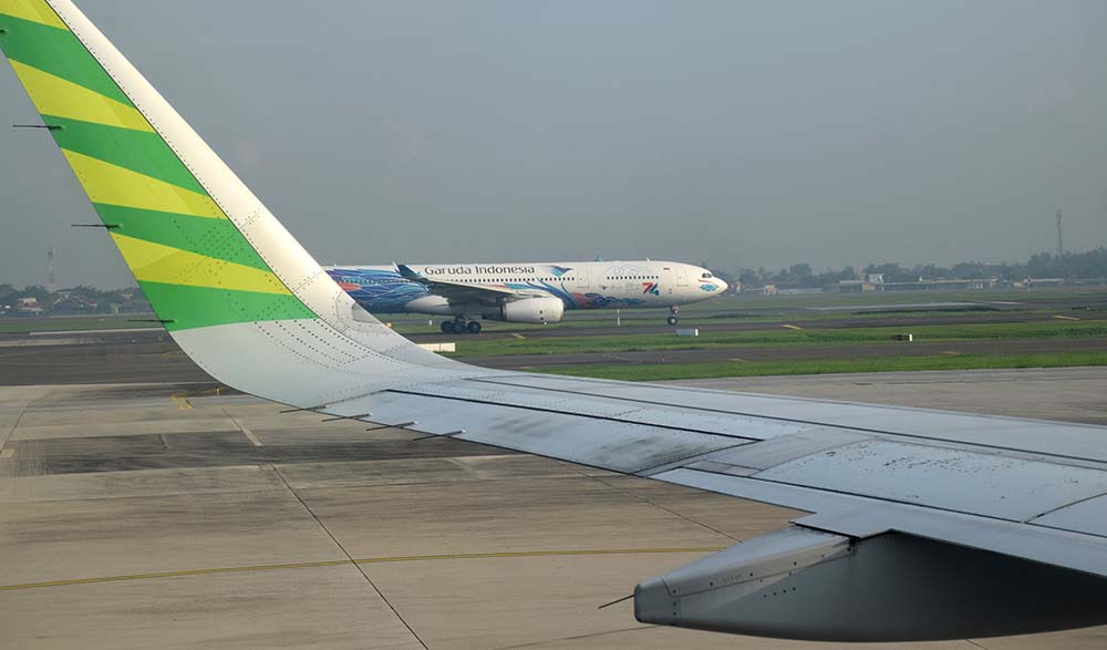 Mengapa Harga Tiket Pesawat ke Luar Negeri Lebih Tinggi Dibanding Tiket KA di Jawa?