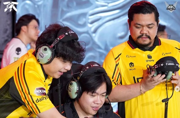 Tim Fnatic Onic MPL ID Season 14/ Tangkapan Layar Instagram Onic Esports