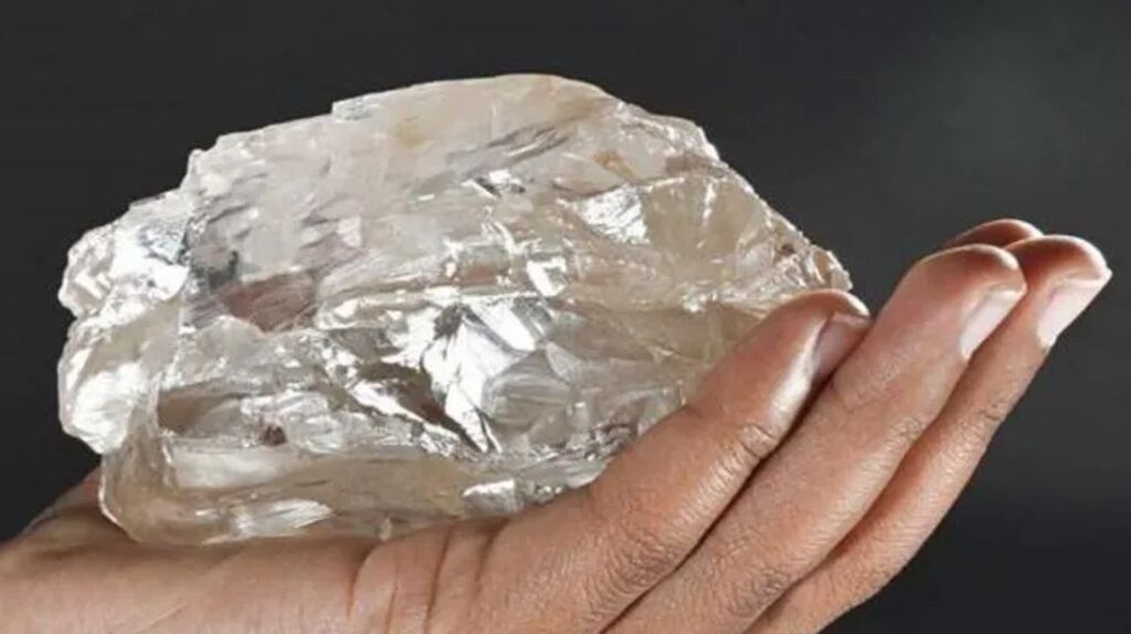 Berlian Terbesar di Dunia Senilai Rp 1,5 Triliun Ditemukan di Botswana Afrika
