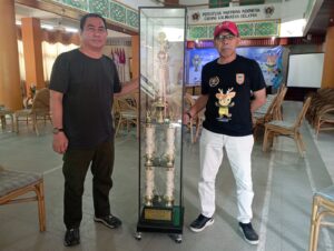 Piala Bergilir Presiden RI Porwanas XIV Tiba di PWI Kalsel