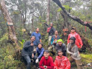 11 Mahasiswa 6 Hari Sukses Taklukkan Gunung di Sulteng