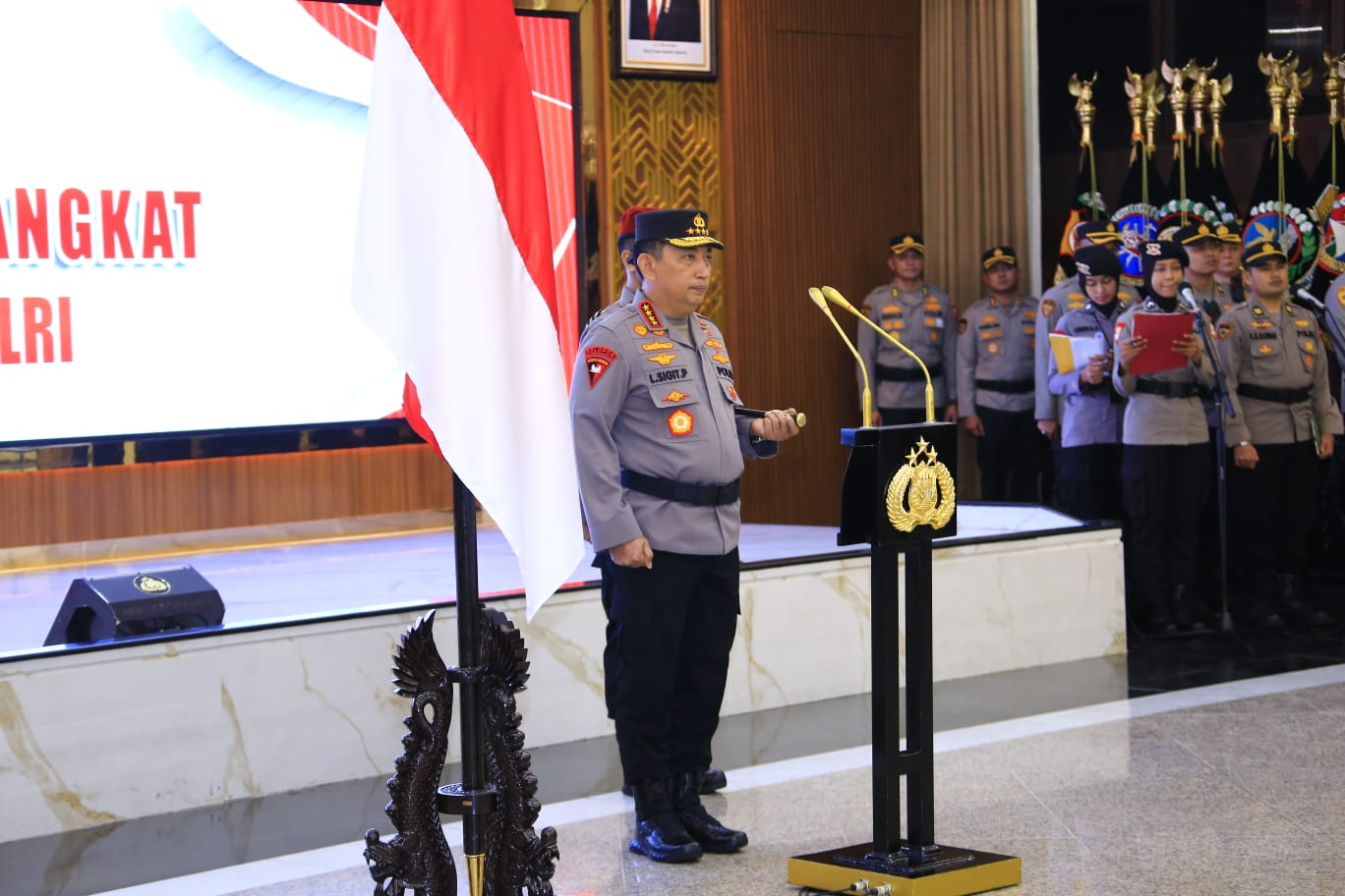 pati polri naik pangkat