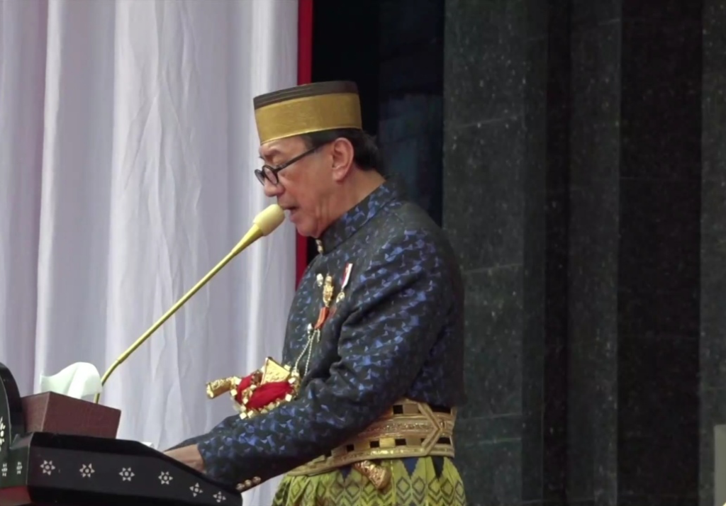 Kemenkumham Beri Kado Paspor Baru dan Remisi