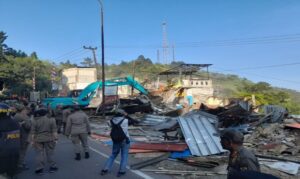 Penataan Tahap II Kawasan Puncak: 196 Lapak PKL Dibongkar, Direlokasi ke Rest Area Gunung Mas Dimulai