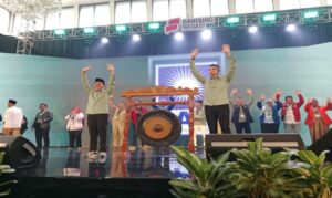 Ribuan Warga Antusias Hadiri Deklarasi Pasangan Dadang Supriatna-Ali Syakieb di Sutan Raja