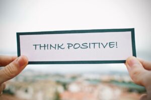 Berpikir Positif Berpengaruh Terhadap Kesehatan Fisik dan Mental, Simak Manfaatnya