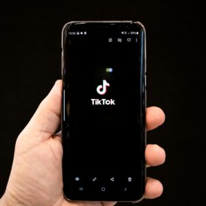Apa Itu Tren Chroming Challenge yang Viral di TikTok? Ini Adalah Tren Berbahaya