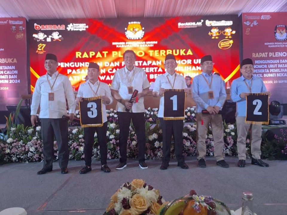 KPU Kabupaten Bekasi tetapkan tiga calon Pilkada 2024. (Eka)