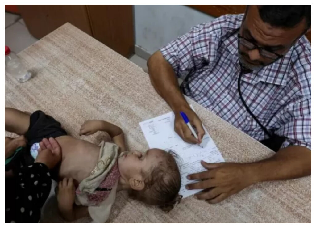 Anak Gaza Divaksin Polio di Tengah Serangan Israel