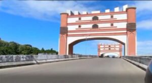 Anggaran Rp32 Miliar, Gapura Mentereng ini Terbuat dari Triplek