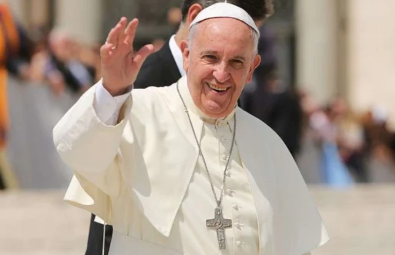 Paus Fransiskus Ajak Berdoa Bersama dalam Perjalanan Menuju Indonesia, Beri Pesan Perdamaian