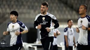 Maarten Paes Starter Lawan Australia, Waspadai Kebangkitannya