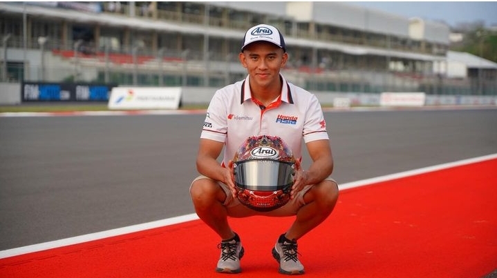Mario Suryo Aji, pebalap Moto2 yang kini menjadi andalan dan kebanggan Indonesia.