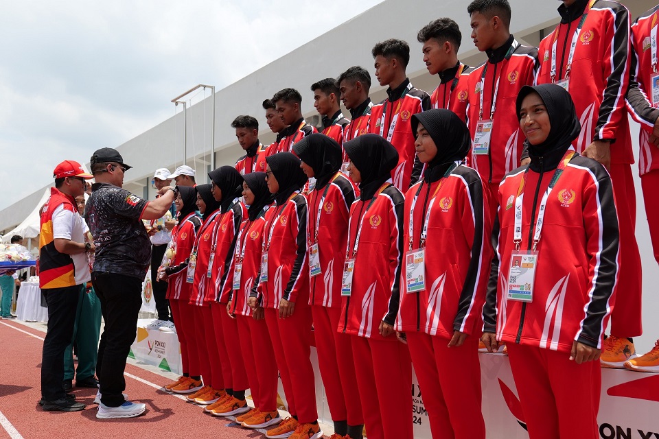 Atlet drumband Aceh raih emas di PON XXI. (Lilik)