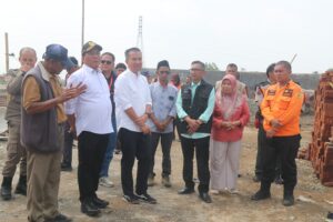 Pj. Gubernur Jabar Tanggapi Cepat Tragedi Puting Beliung di Pamijahan