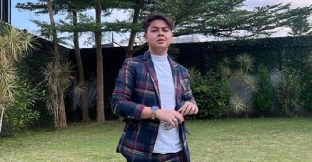 Baim ‘Tarzan Cilik’ Kini Beternak Kambing