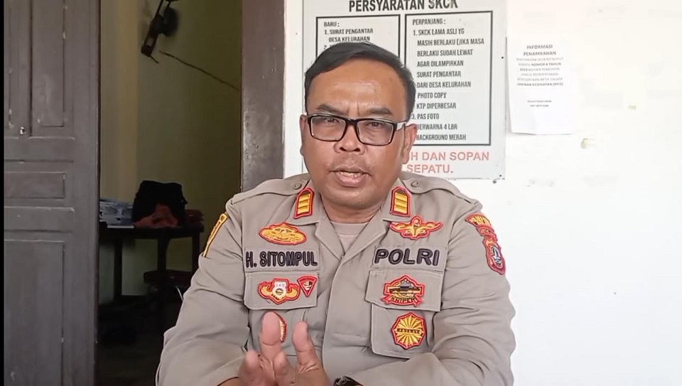 Kapolsek Pebayuran, AKP Hotma Sitompul. (Eka)