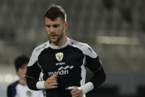 Kondisi Maarten Paes Membaik, Ini Kabar Terbaru Dari Manajer Timnas Indonesia