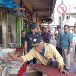 Aksi penertiban PKL di kawasan Jalan Pedati di Kecamatan Bogor (KIS/Nicho)