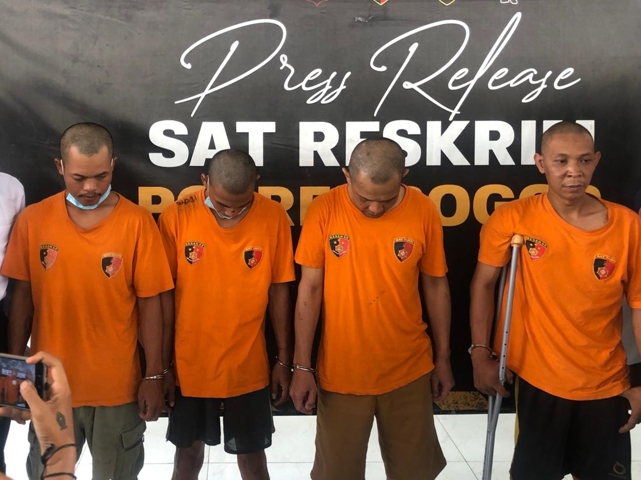 Empat perampok sadis di Bogor yang bunuh korbannya ditangkap di dua tempat berbeda. (Nicho)