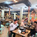 Restoran Sogogi Shabu dan Grill Medan ramai dikunjungi pecinta kuliner dari berbagai daerah di Medan dan sekitarnya. (Lilik)