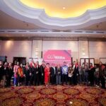 Pendiri Karo Foundation yakni; Mayjen TNI (Purn) Musa Bangun berfoto bersama dengan anggota, pengurus, pengawas, dewan penyantun dan pakar usai peresmian yayasan tersebut di Jakarta, Minggu (15/9) malam. (Ist)
