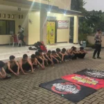 Belasan pelajar diamankan polisi saat hendak tawuran di Tangsel. (Ist)