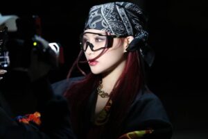 KPop : Memiliki Wajah Sangar, Siyeon Jadi ‘Husky’ untuk Sosok 1 ini!