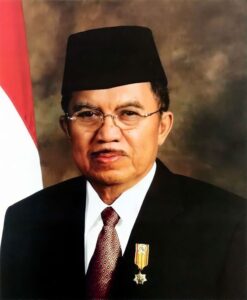 Biografi Jusuf Kalla, Perjalanan Hidup dan Karier Sang Politikus