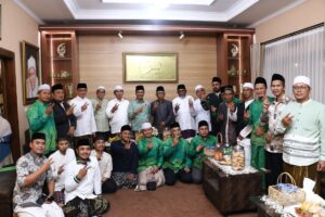 Dukungan Terus Mengalir, Kiai Pimpinan Pesantren dan Para Santri Kabupaten Bandung Dukung Dadang Supriatna-Ali Syakieb