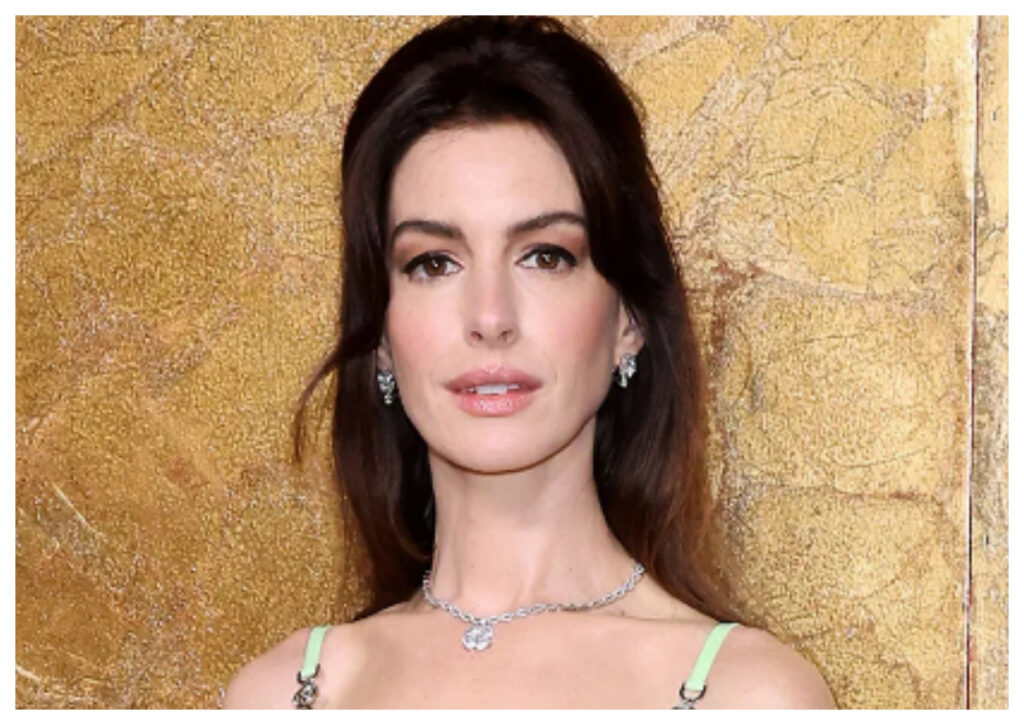 Anne Hathaway Pastikan Tampil di Princess Diaries 3 dengan Sutradara Baru