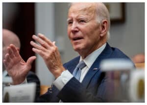 Joe Biden Anugerahkan Presidential Medal of Freedom untuk Hillary Clinton dan George Soros