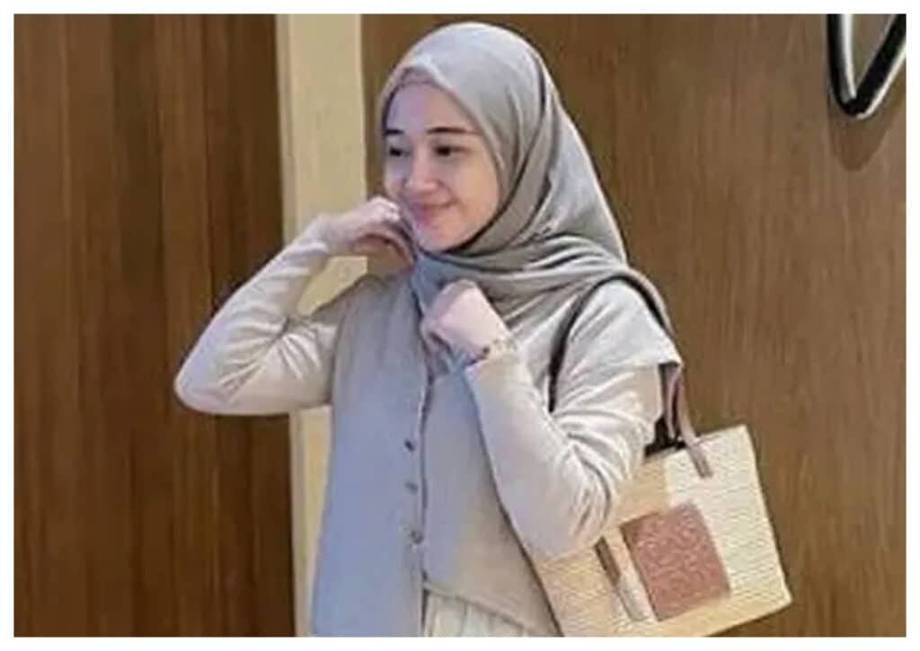 Senia Puspita, Perempuan di Balik Brand Muslim Fashion Ternama