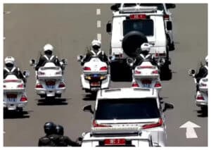 Mobil Kepresidenan di Dunia Berwarna Hitam, Kecuali Prabowo!