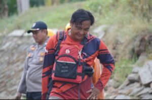 Imam Estiantoro Bersama Kopinkal Punya Tekad Bersihkan dan Hijaukan Kembali Kali Cikarang