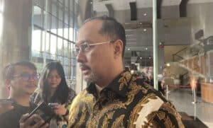 Diterjang Ombak Besar, Kapal Ditumpangi Tim KPK Terbalik di Tengah Laut