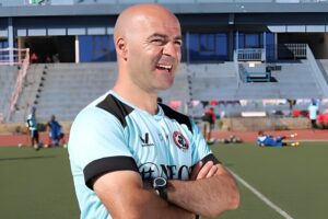 Pelatih Baru MU, Ayo Bawa Kebangkitan Madura United Coach
