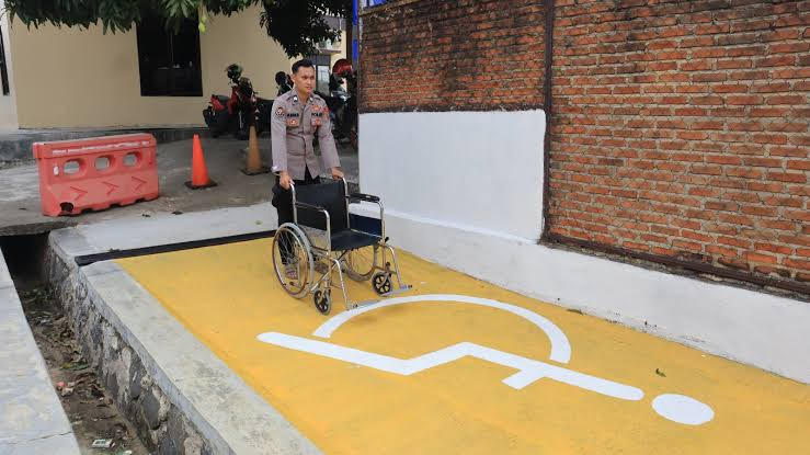 Fasilitas yang disediakan Polri untuk kaum disabilitas makin meningkat. (Aris MP)