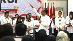 Menko PMK Pratikno ajak Dialog Pegawai Kementerian Bangun Energi Kolektif