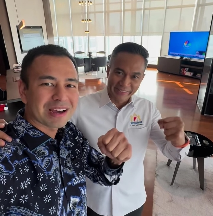 Raffi Ahmad ditunjuk sebagai Waketum Kadin Indonesia Bidang Pariwisata dan Ekonomi Kreatif.