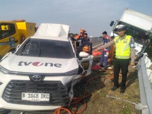 Kecelakaan Kru TV One: Ketum PWI Pusat Hendry Ch Bangun Sampaikan Belasungkawa
