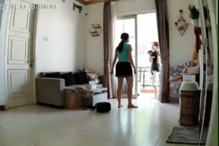 Viral! Video Afifah Riyad Lakukan KDRT pada Derry Fransakti Saat Gendong Anak