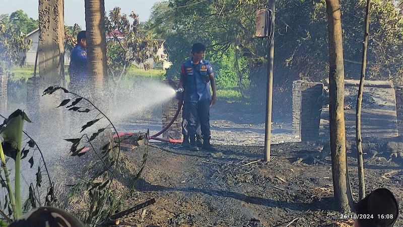 Peternakan ayam di Serang terbakar diduga akibat korsleting listrik. (jm)