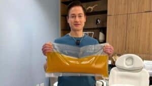 Melawan Penuaan Bryan Keluarkan Kocek 31 Miliar per Tahun