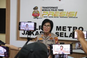 Motif Wanita Dibacok Kekasihnya Karena Tolak Membelikan Handphone untuk Pelaku